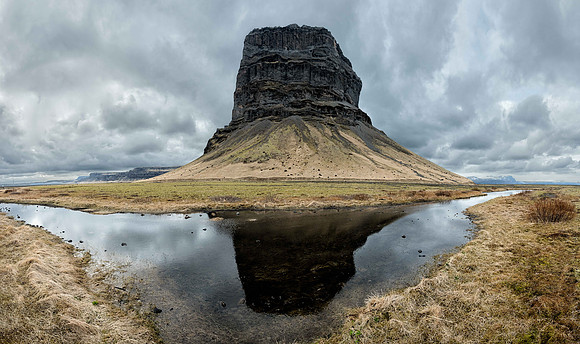 Lómagnúpur Mountain