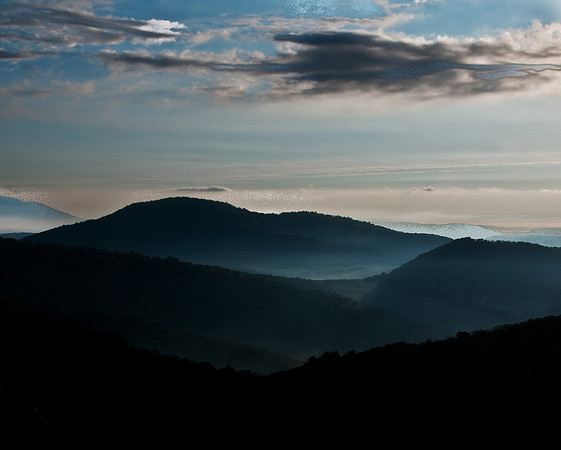 Sunrise on the Shenandoah Mountains